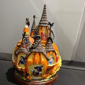 Bradford Exchange Disney Enchanted Pumpkin Castle